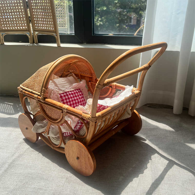Baby Nursery Vintage - المنسوجة الروطان عربة طفل خمر اللعب