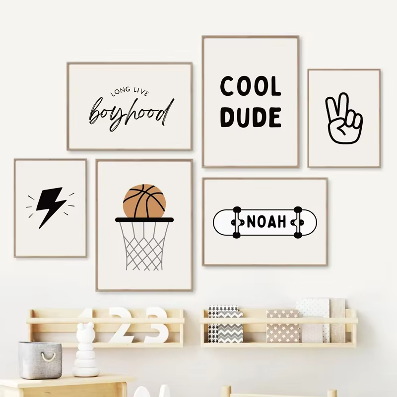 Baby Nursery Posters - ملصق جداري بسيط للأولاد يلعبون كرة