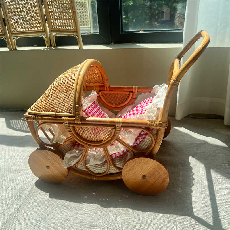 المنسوجة الروطان عربة طفل خمر  - مراجعة Baby Nursery Vintage وسعره